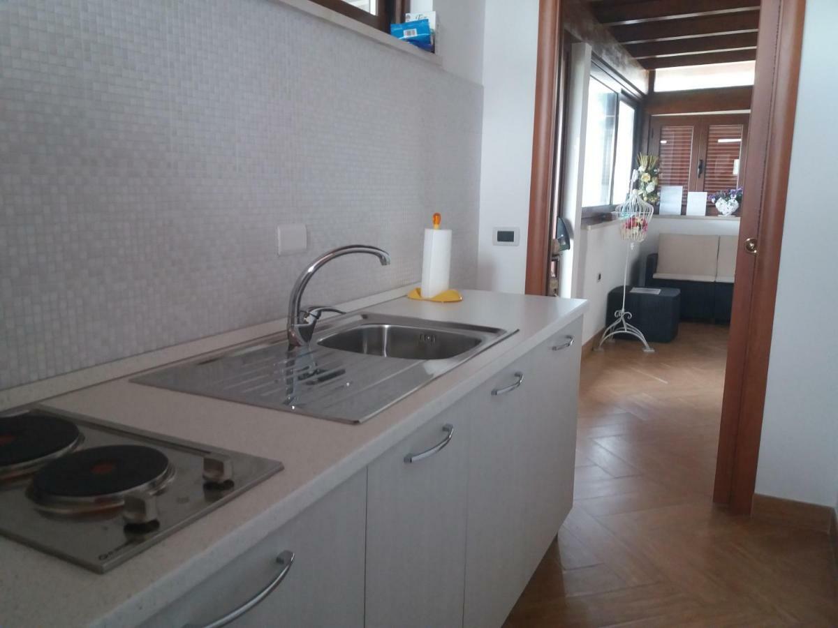 Il Piccolo Nido Bed & Breakfast Borgo Montenero ภายนอก รูปภาพ